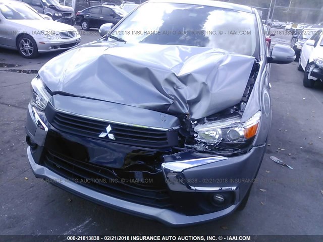 JA4AP3AU5HZ007305 - 2017 MITSUBISHI OUTLANDER SPORT ES/SE GRAY photo 6