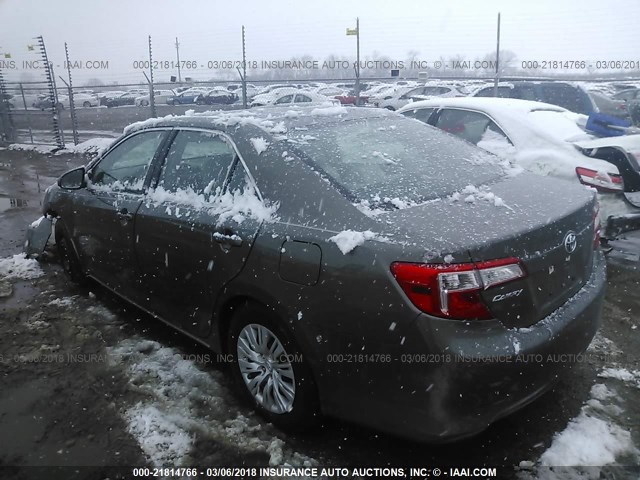 4T4BF1FK6DR325712 - 2013 TOYOTA CAMRY L/SE/LE/XLE 金色 照片 3