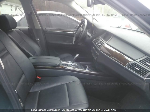 5UXFE4C51AL279063 - 2010 BMW X5 XDRIVE30I BLACK photo 5