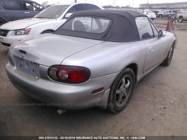 JM1NB353020219970 - 2002 MAZDA MX-5 MIATA LS SILVER photo 4