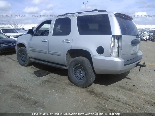 1GNSCAE01BR125478 - 2011 CHEVROLET TAHOE C1500  LS SILVER photo 3