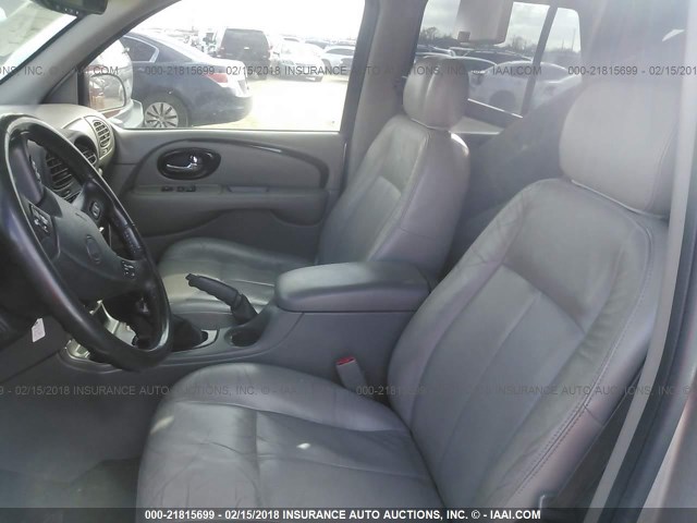 5GAES13PX42215590 - 2004 BUICK RAINIER CXL GRAY photo 5