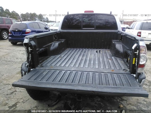 3TMLU4EN9AM054604 - 2010 TOYOTA TACOMA DOUBLE CAB ვერცხლისფერი ფოტო 8