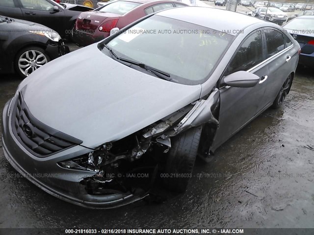 5NPEC4AC6BH109002 - 2011 HYUNDAI SONATA SE/LIMITED GRAY photo 2