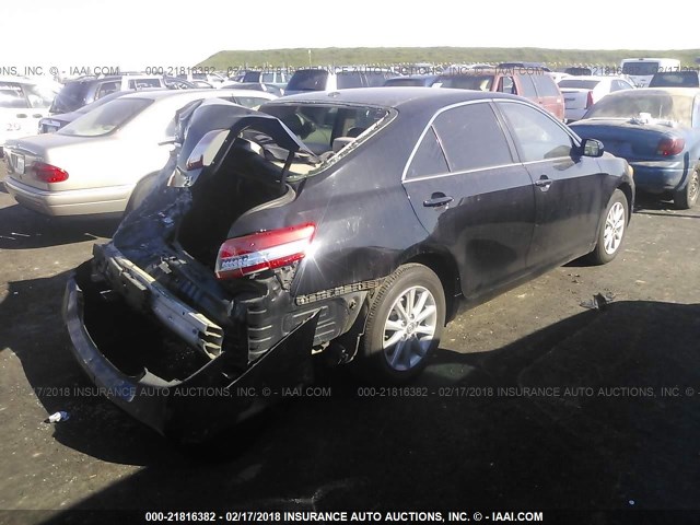 4T1BK3EK4BU629217 - 2011 TOYOTA CAMRY SE/LE/XLE BLACK photo 4