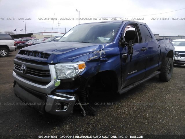 5TFUW5F17FX459118 - 2015 TOYOTA TUNDRA DOUBLE CAB SR/SR5 BLUE photo 2