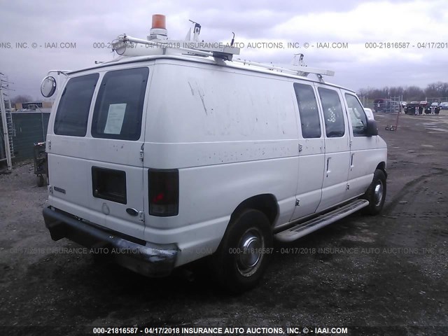 1FTNE24W46HB11498 - 2006 FORD ECONOLINE E250 VAN WHITE photo 4