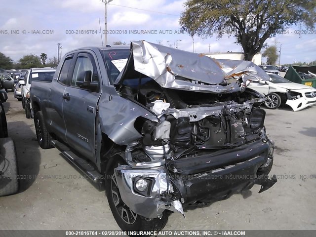5TFUY5F16GX507039 - 2016 TOYOTA TUNDRA DOUBLE CAB SR/SR5 SILVER photo 1
