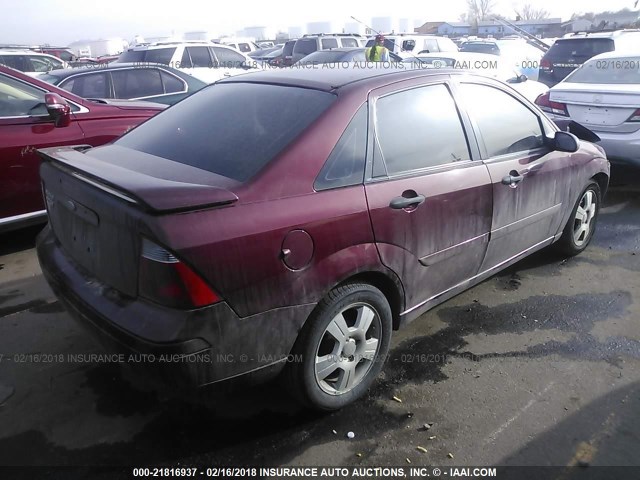 1FAHP34NX7W357494 - 2007 FORD FOCUS ZX4/S/SE/SES BURGUNDY photo 4