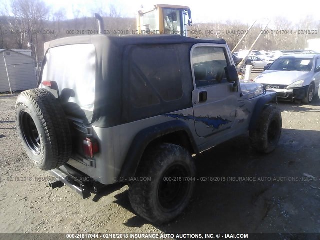 1J4FA49SX1P342500 - 2001 JEEP WRANGLER / TJ SPORT SILVER photo 4