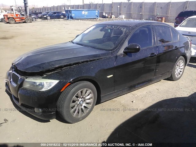 WBAPH57569NL76592 - 2009 BMW 328 BLACK photo 2