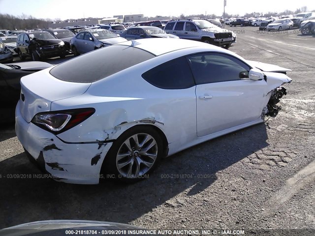 KMHHU6KJ2FU122176 - 2015 HYUNDAI GENESIS COUPE 3.8L/3.8 R-SPEC/3.8 ULT WHITE photo 4