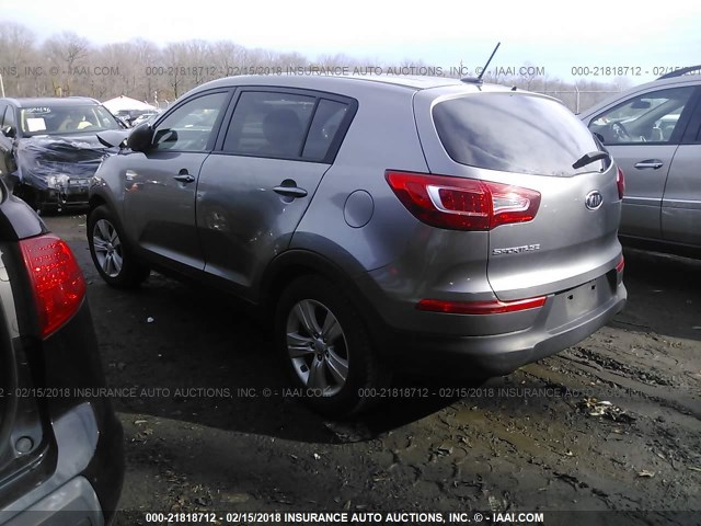 KNDPB3A2XC7208649 - 2012 KIA SPORTAGE LX GRAY photo 3