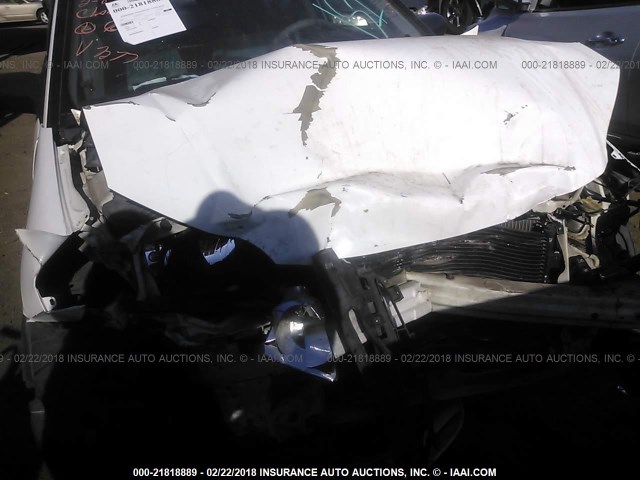 1HGES16334L007277 - 2004 HONDA CIVIC DX VP WHITE photo 6