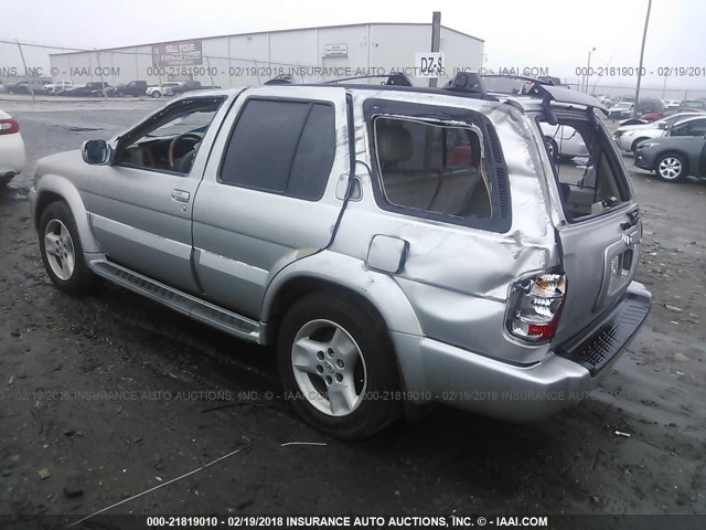 JNRDR09Y93W300931 - 2003 INFINITI QX4 SILVER photo 3