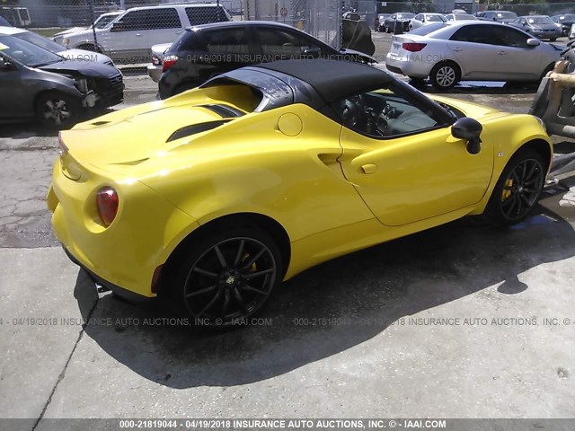 ZARBAAB42GM183390 - 2016 ALFA ROMEO 4C SPIDER YELLOW photo 4