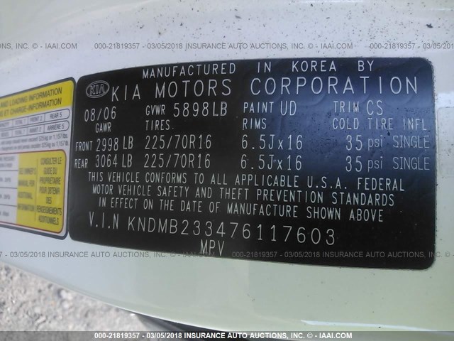 KNDMB233476117603 - 2007 KIA SEDONA EX/LX WHITE photo 9