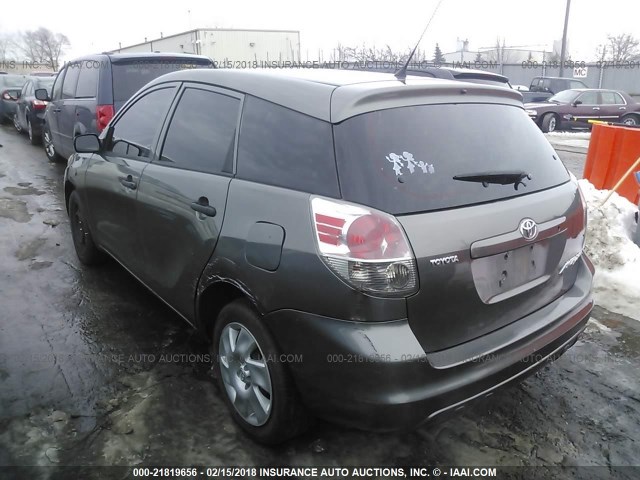 2T1KR32E87C636318 - 2007 TOYOTA COROLLA MATRIX XR GRAY photo 3