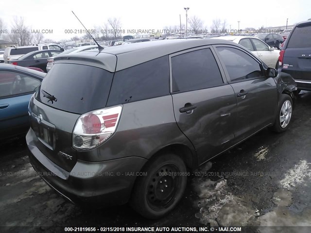 2T1KR32E87C636318 - 2007 TOYOTA COROLLA MATRIX XR GRAY photo 4