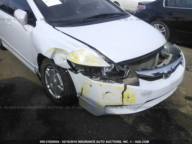 JHMFA3F20AS004359 - 2010 HONDA CIVIC HYBRID WHITE photo 6