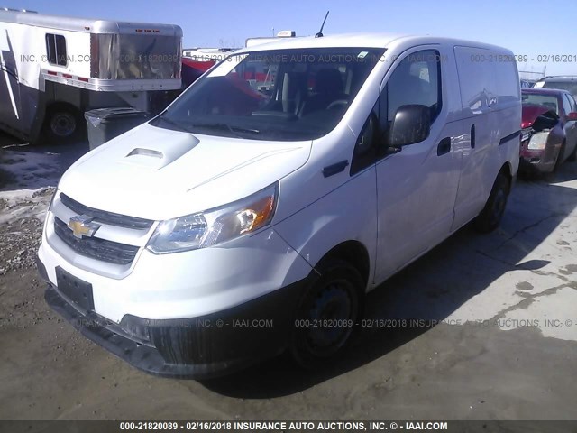 3N63M0YN9FK725337 - 2015 CHEVROLET CITY EXPRESS LS WHITE photo 2