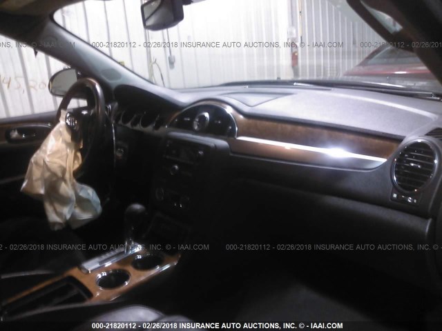 5GAKVBED0BJ212963 - 2011 BUICK ENCLAVE CXL 黑色 照片 5