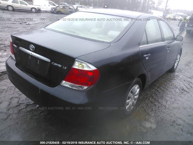 4T1BE30K85U582924 - 2005 TOYOTA CAMRY LE/XLE/SE BLACK photo 4