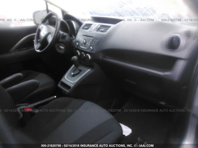 JM1CW2BL5C0114286 - 2012 MAZDA 5 SILVER photo 5