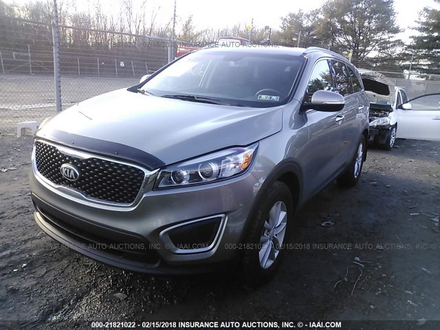 5XYPG4A30GG089258 - 2016 KIA SORENTO LX/L GRAY photo 2