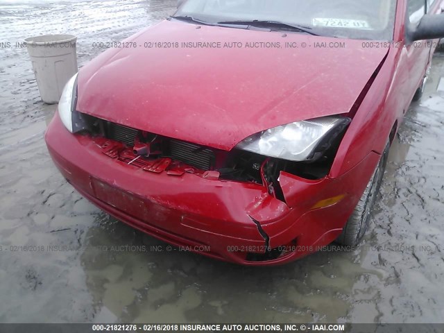 1FAFP34NX7W336068 - 2007 FORD FOCUS ZX4/S/SE/SES 红色 照片 6