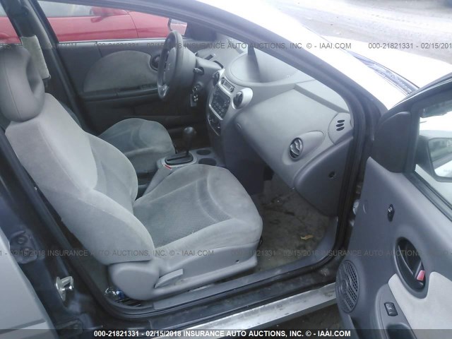 1G8AL52F64Z130564 - 2004 SATURN ION LEVEL 3 SILVER photo 5