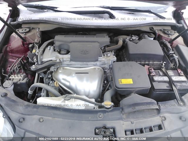 4T1BF1FK5FU943777 - 2015 TOYOTA CAMRY LE/XLE/SE/XSE MAROON photo 10