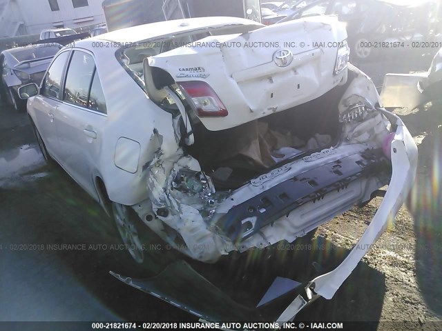 4T1BF3EK3AU517382 - 2010 TOYOTA CAMRY SE/LE/XLE WHITE photo 3