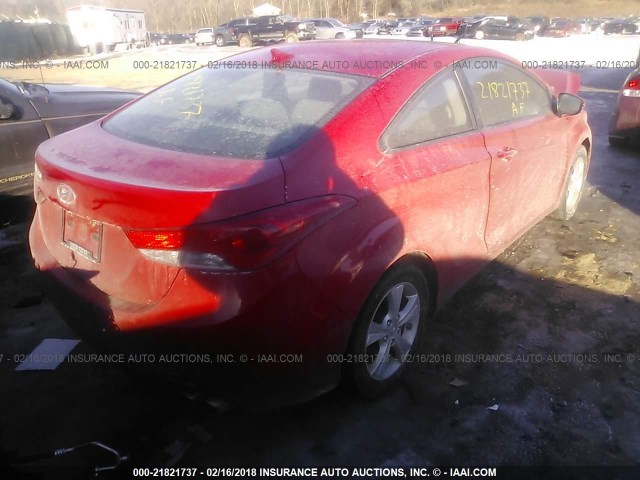 KMHDH6AE8DU003357 - 2013 HYUNDAI ELANTRA COUPE GS/SE RED photo 4