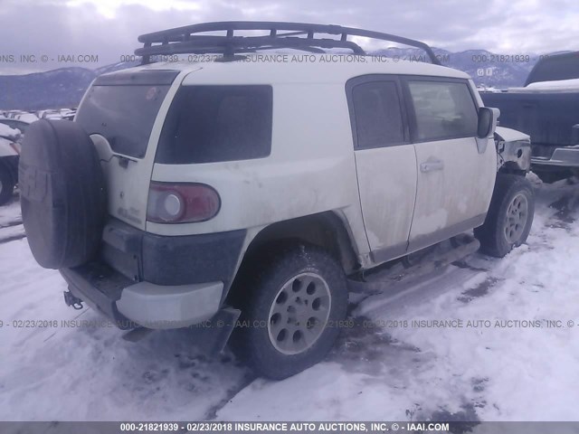 JTEBU4BF5DK172181 - 2013 TOYOTA FJ CRUISER WHITE photo 4