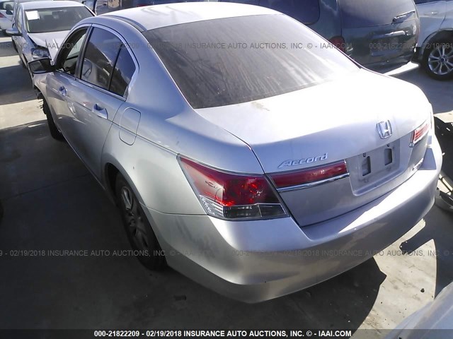 1HGCP2F68CA138627 - 2012 HONDA ACCORD SE SILVER photo 3