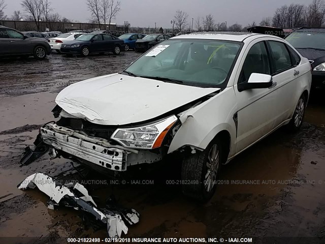 1FAHP37N29W111506 - 2009 FORD FOCUS SEL WHITE photo 2