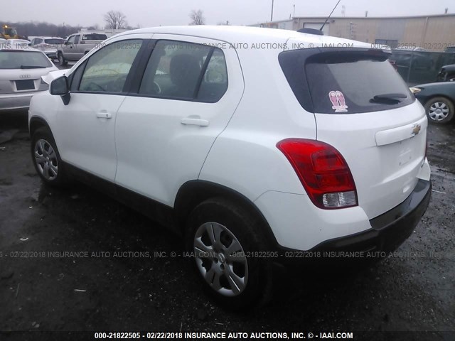 KL7CJKSB0GB636031 - 2016 CHEVROLET TRAX LS WHITE photo 3