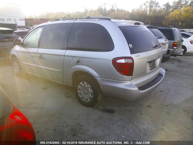 2C4GP24RX3R389609 - 2003 CHRYSLER TOWN & COUNTRY  SILVER photo 3