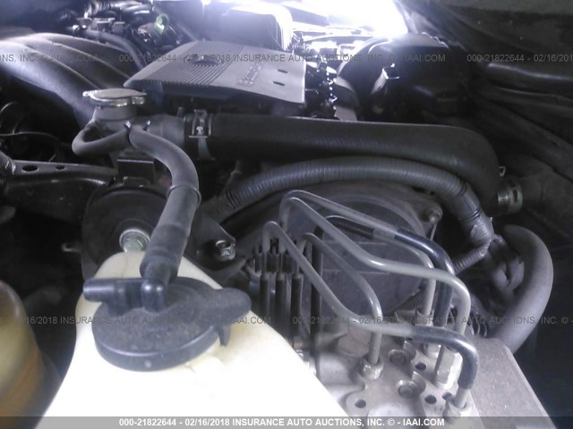 4T1BF30K42U002464 - 2002 TOYOTA CAMRY LE/XLE/SE BLACK photo 10