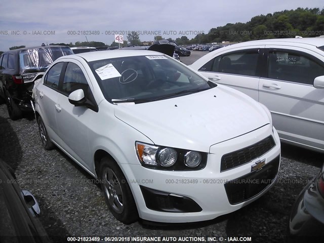 1G1JA5SG4F4175029 - 2015 CHEVROLET SONIC LS WHITE photo 1