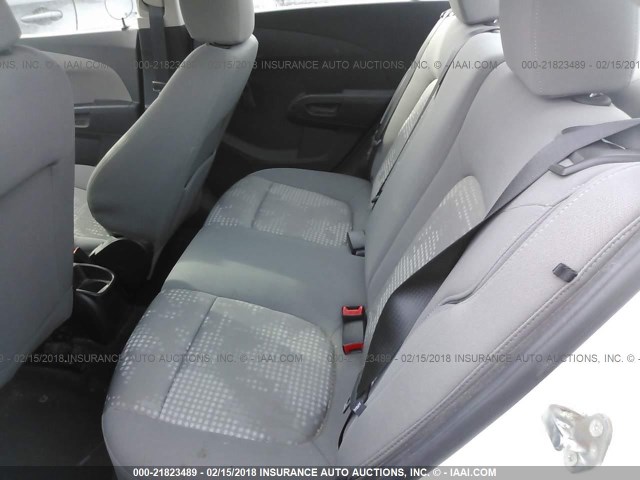 1G1JA5SG4F4175029 - 2015 CHEVROLET SONIC LS WHITE photo 8