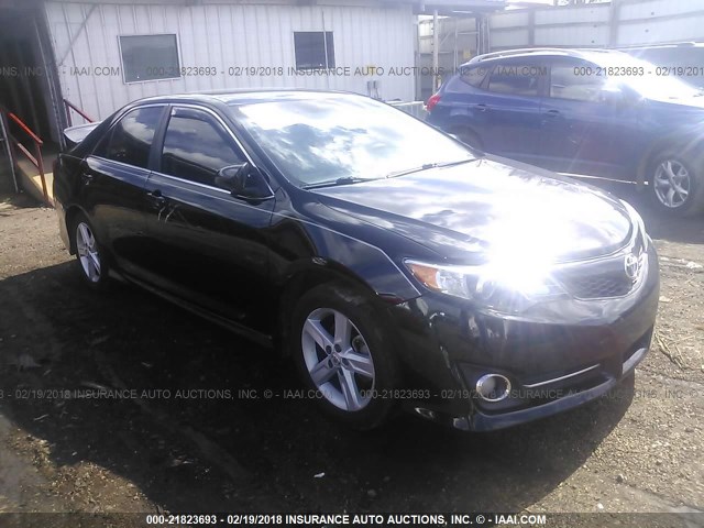 4T1BF1FK0DU671104 - 2013 TOYOTA CAMRY L/SE/LE/XLE 黑色 照片 1
