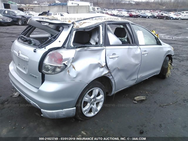 2T1LR30E96C559951 - 2006 TOYOTA COROLLA MATRIX XR GRAY photo 4