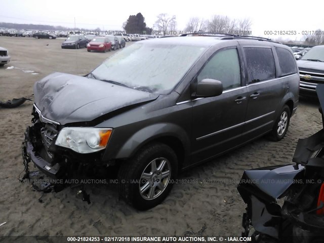 2A4RR5D19AR241103 - 2010 CHRYSLER TOWN & COUNTRY TOURING GRAY photo 2