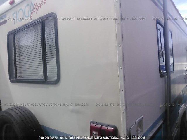 1FDXE40S1WHA85803 - 1998 FORD ECONOLINE E450 SUPER DUTY CUTWY  RV WHITE photo 4