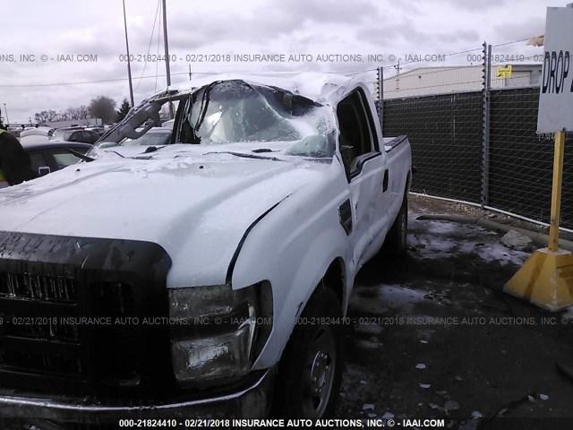 1FTSF20R88EE55484 - 2008 FORD F250 SUPER DUTY WHITE photo 6