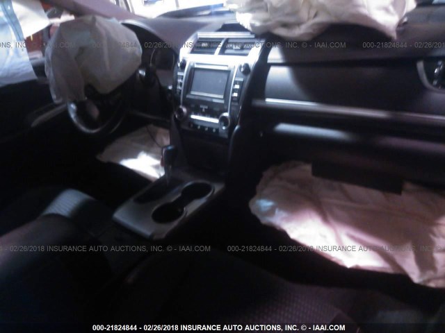 4T1BF1FK5DU246316 - 2013 TOYOTA CAMRY L/SE/LE/XLE 银色 照片 5