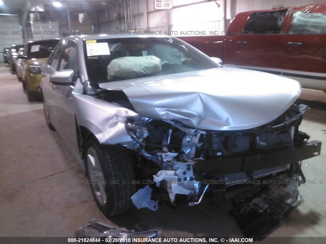 4T1BF1FK5DU246316 - 2013 TOYOTA CAMRY L/SE/LE/XLE 银色 照片 6