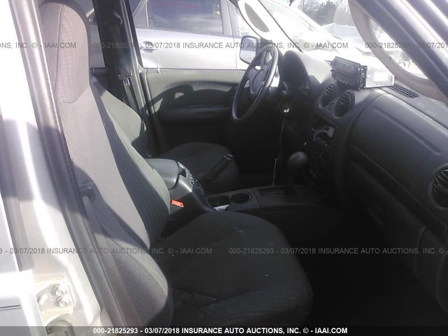 1J4GK48KX2W225090 - 2002 JEEP LIBERTY SPORT 银色 照片 5